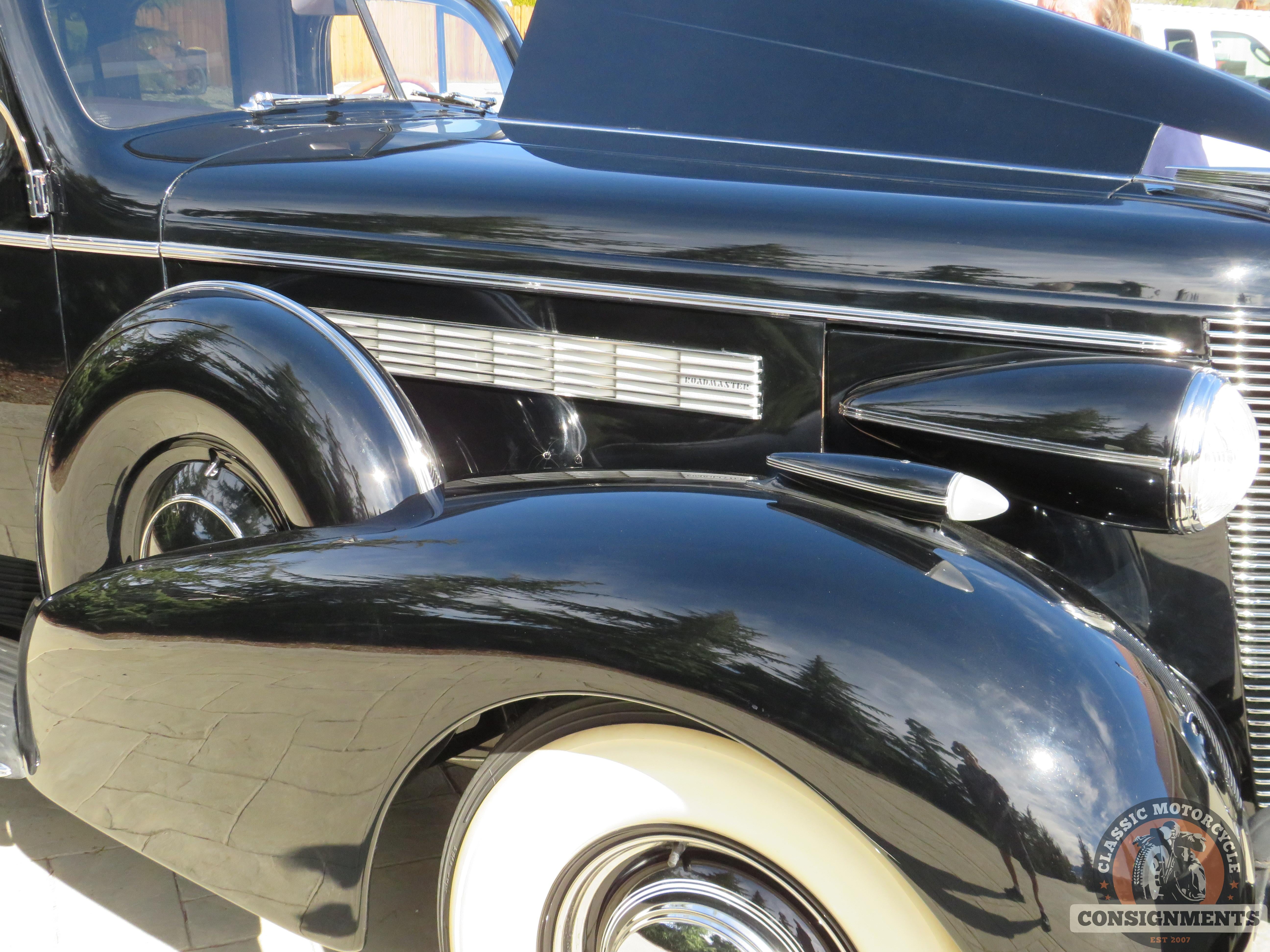 Sold - 1937 BUICK ROADMASTER Series 80 Model 81 F Formal Sedan