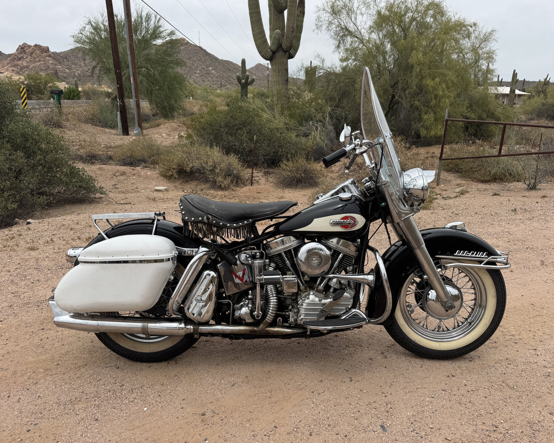 1959 Harley Davidson FLH Duo Glide Panhead Tank Shift Model