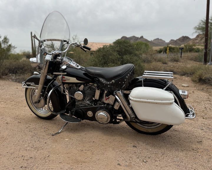1959 Harley Davidson FLH Duo Glide Panhead Tank Shift Model
