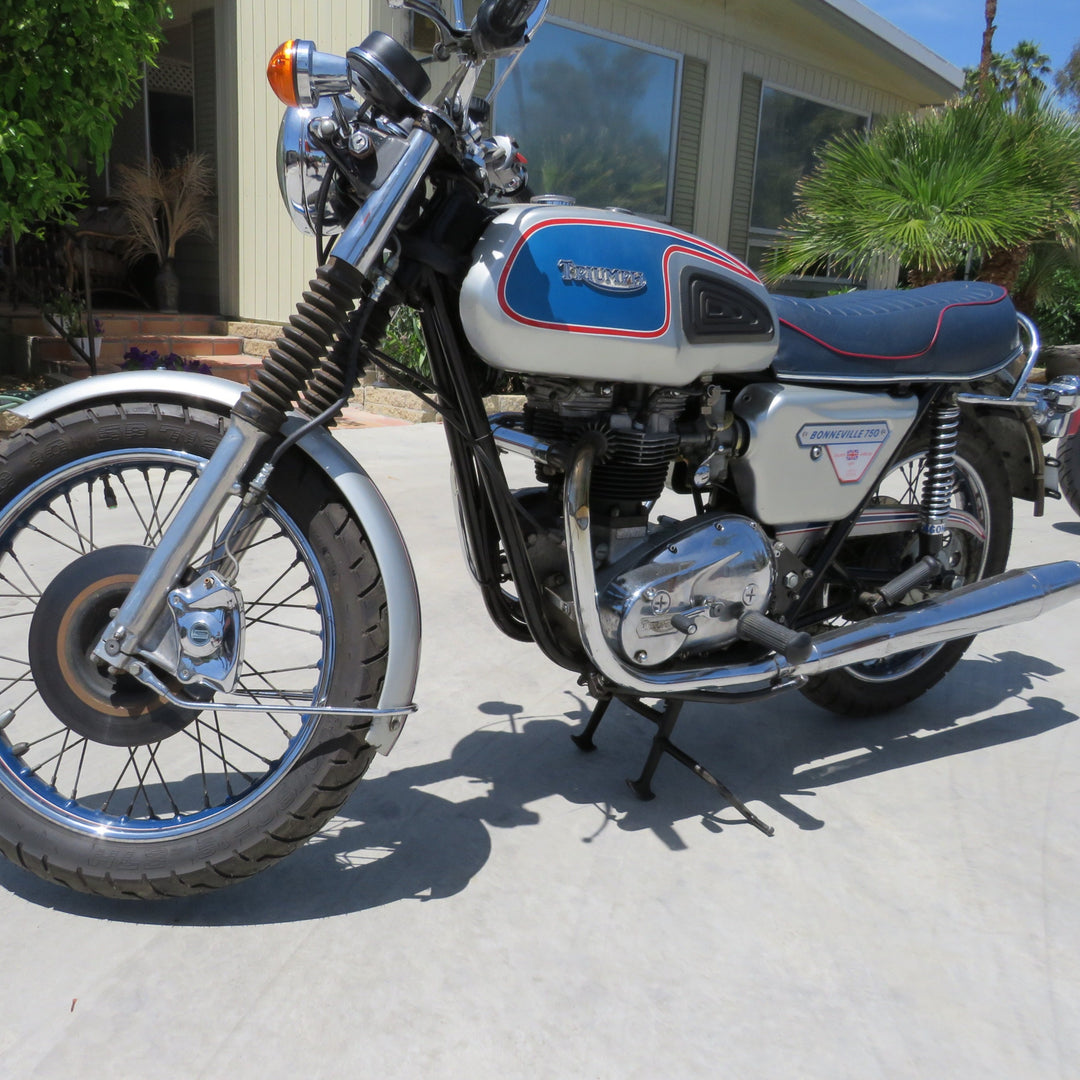 1977 Triumph Bonneville 750 Silver Jubilee