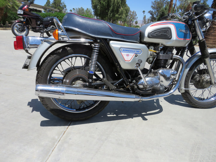 1977 Triumph Bonneville 750 Silver Jubilee