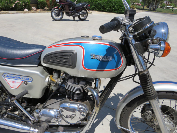 1977 Triumph Bonneville 750 Silver Jubilee