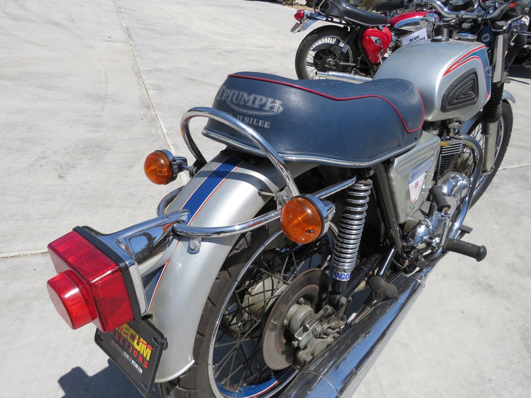 1977 Triumph Bonneville 750 Silver Jubilee