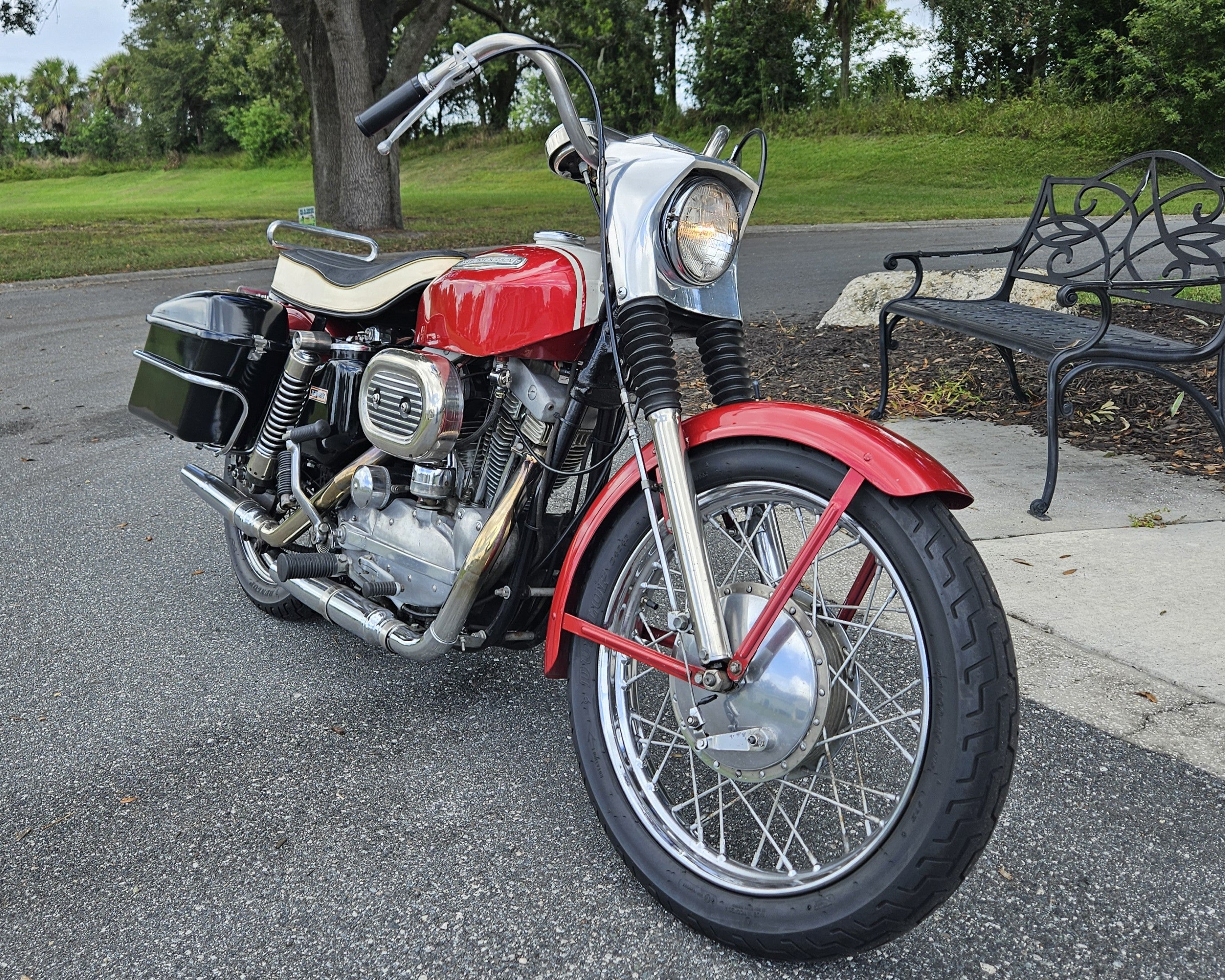 THE ORIGINAL HARLEY-DAVIDSON ビンテージ　ハーレー HARLEY-DAVIDSON 1940WL & 1992XLH1200 52歳離れてるが同じ血統