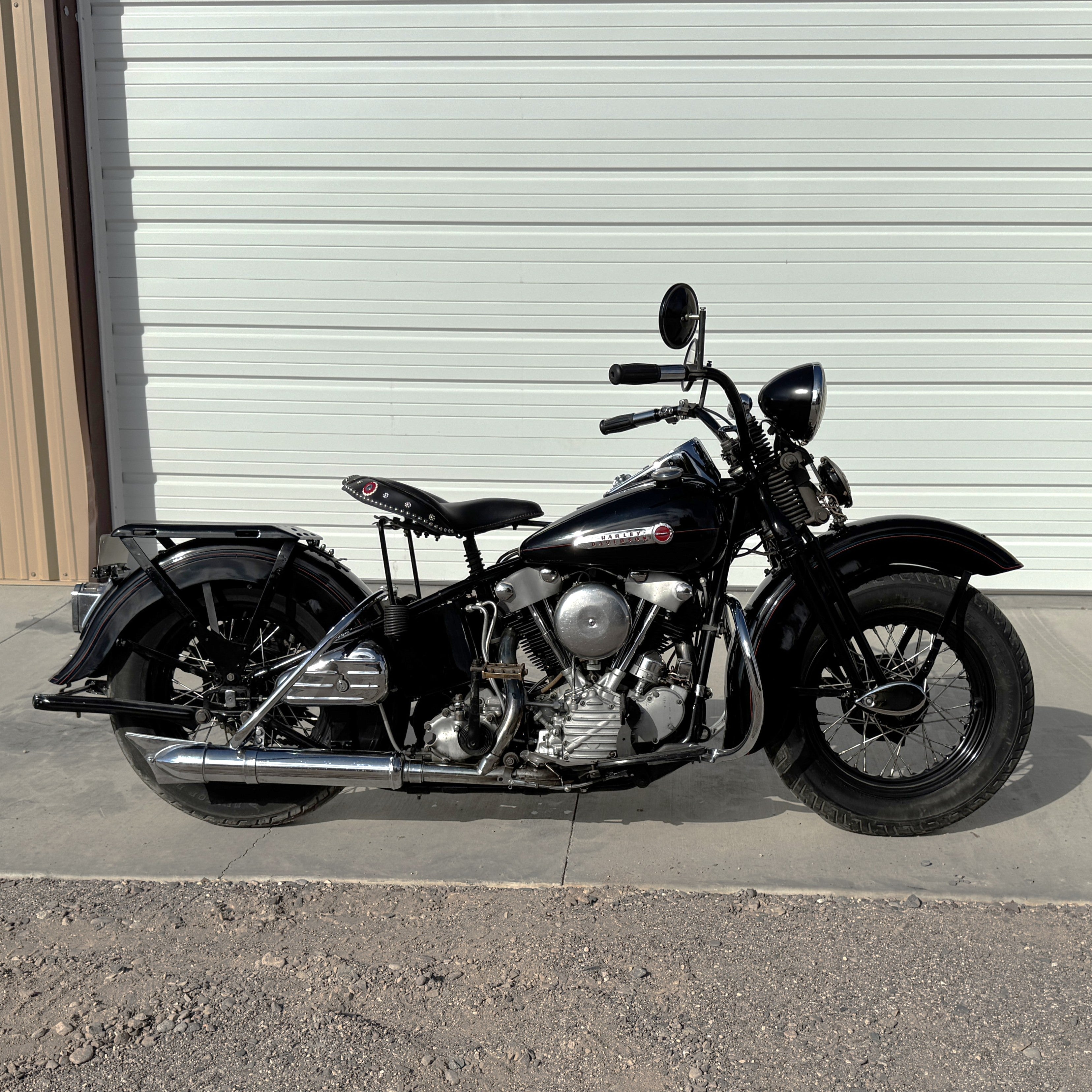 1947 Harley-Davidson EL Knucklehead – Classic Motorcycle Consignments
