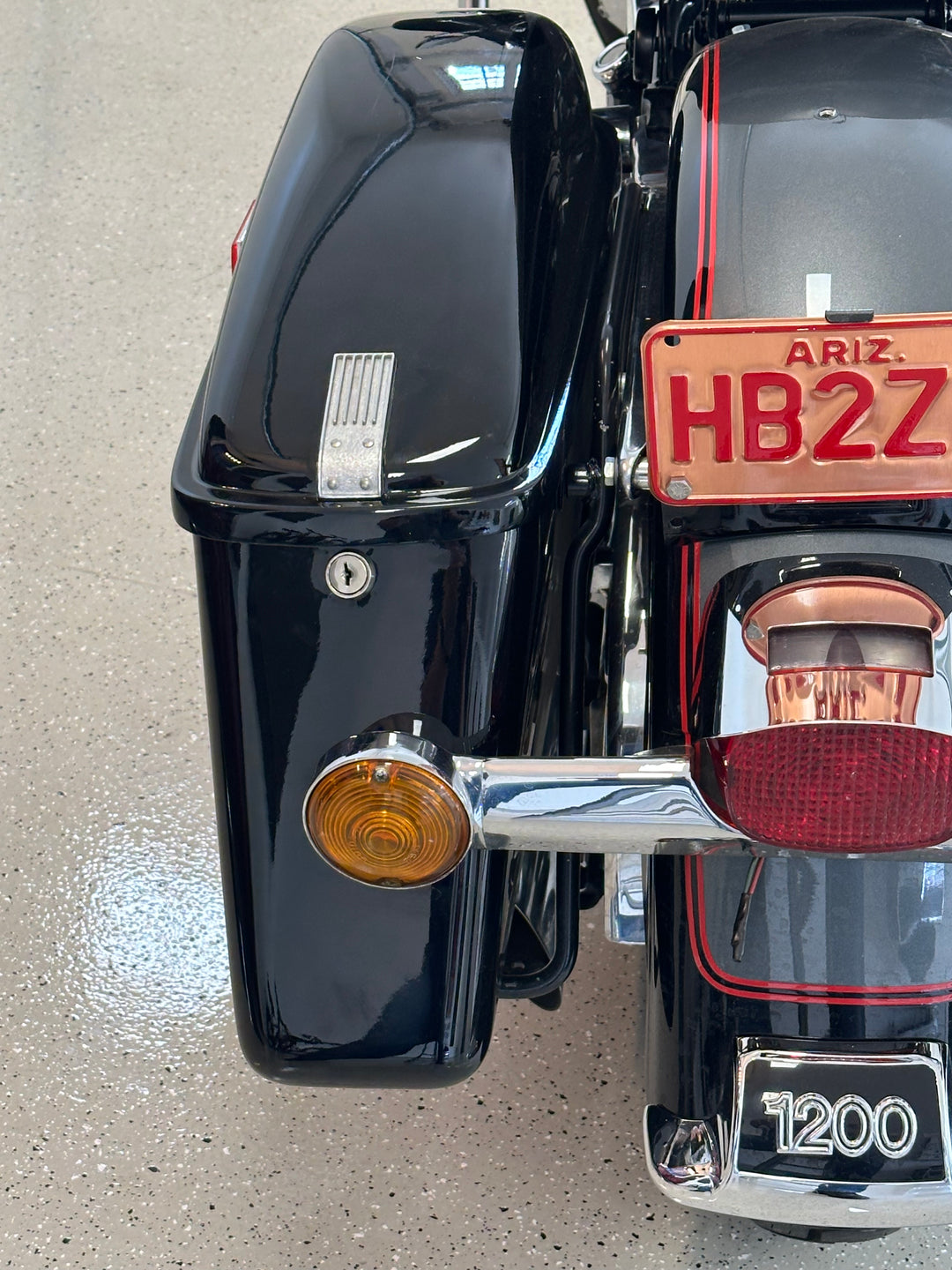 1977 Harley Davidson FLH 1200 Electra Glide King of the Highway Edition